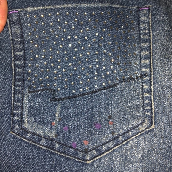 Paint splattered denim jeans 🎨 - Picture 2 of 5